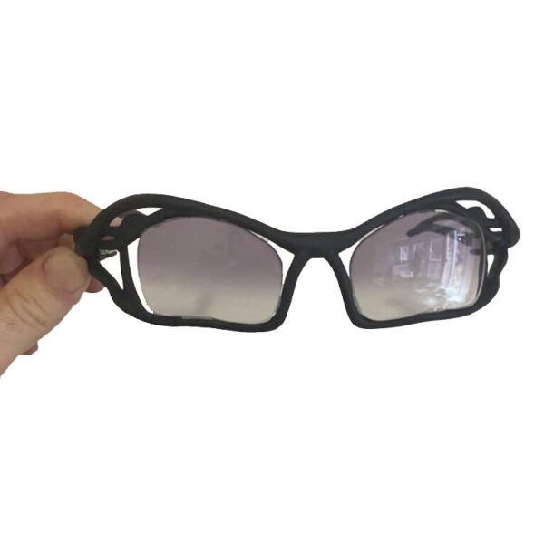 graphene enhanced glasses
